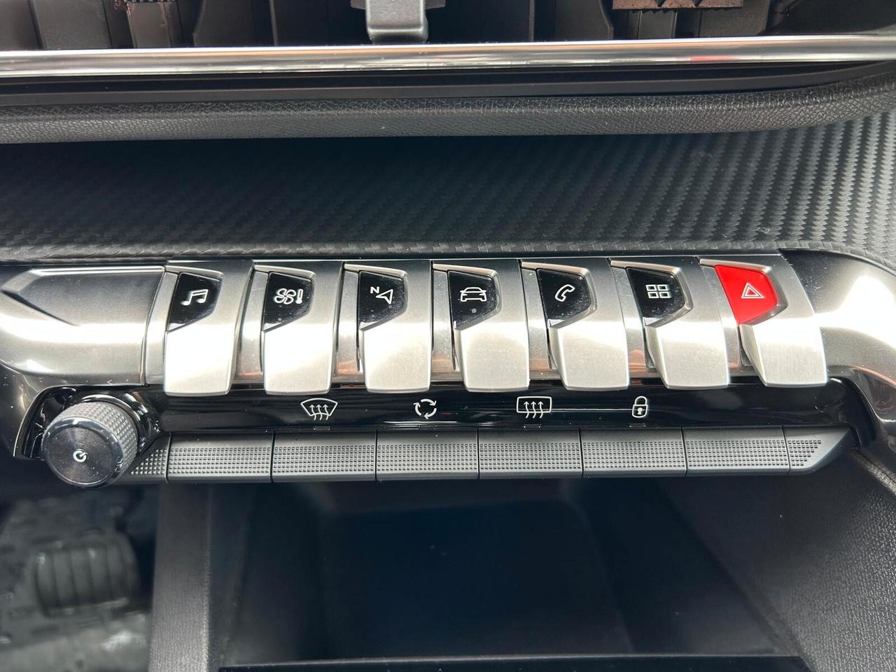 Peugeot 3008 BlueHDi 130 S&S Business