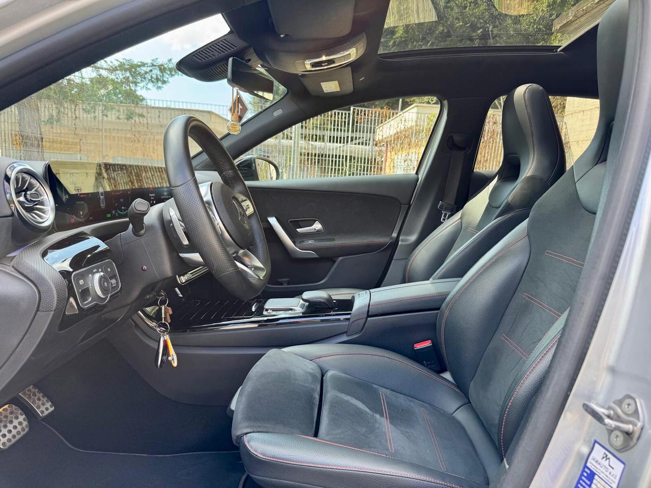 Mercedes A 250e Premium AMG 218CV | Tetto | 18" | Pelle/Alcantara | 57.000 KM