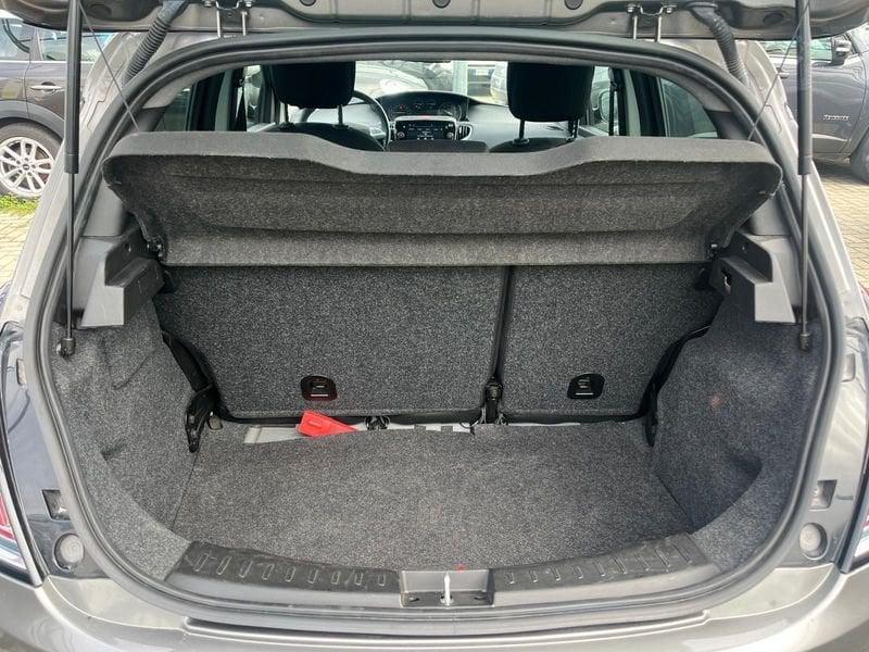 Lancia Ypsilon Ypsilon 1.0 FireFly 5 porte S&S Hybrid Gold Plus