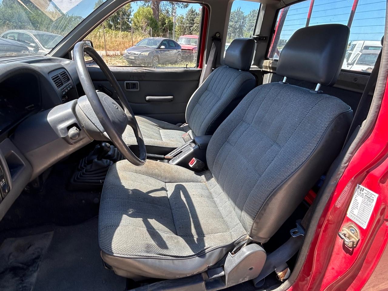 Nissan King Cab *KING CAB*