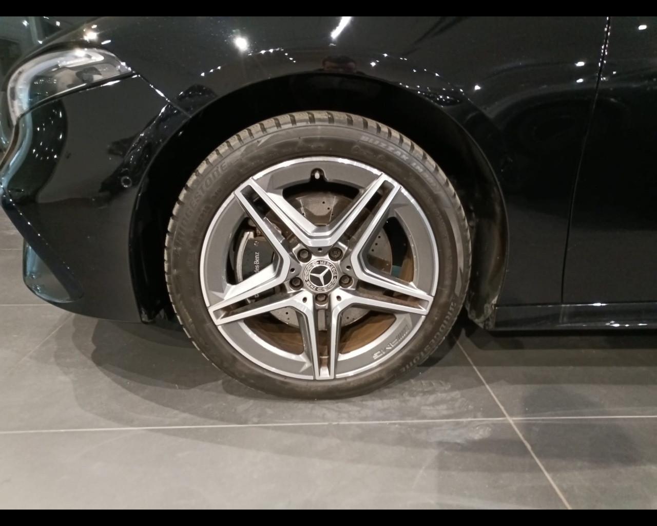 Mercedes-Benz Classe A - W177 2023 - A 250 e phev AMG Line Advanced Plus auto