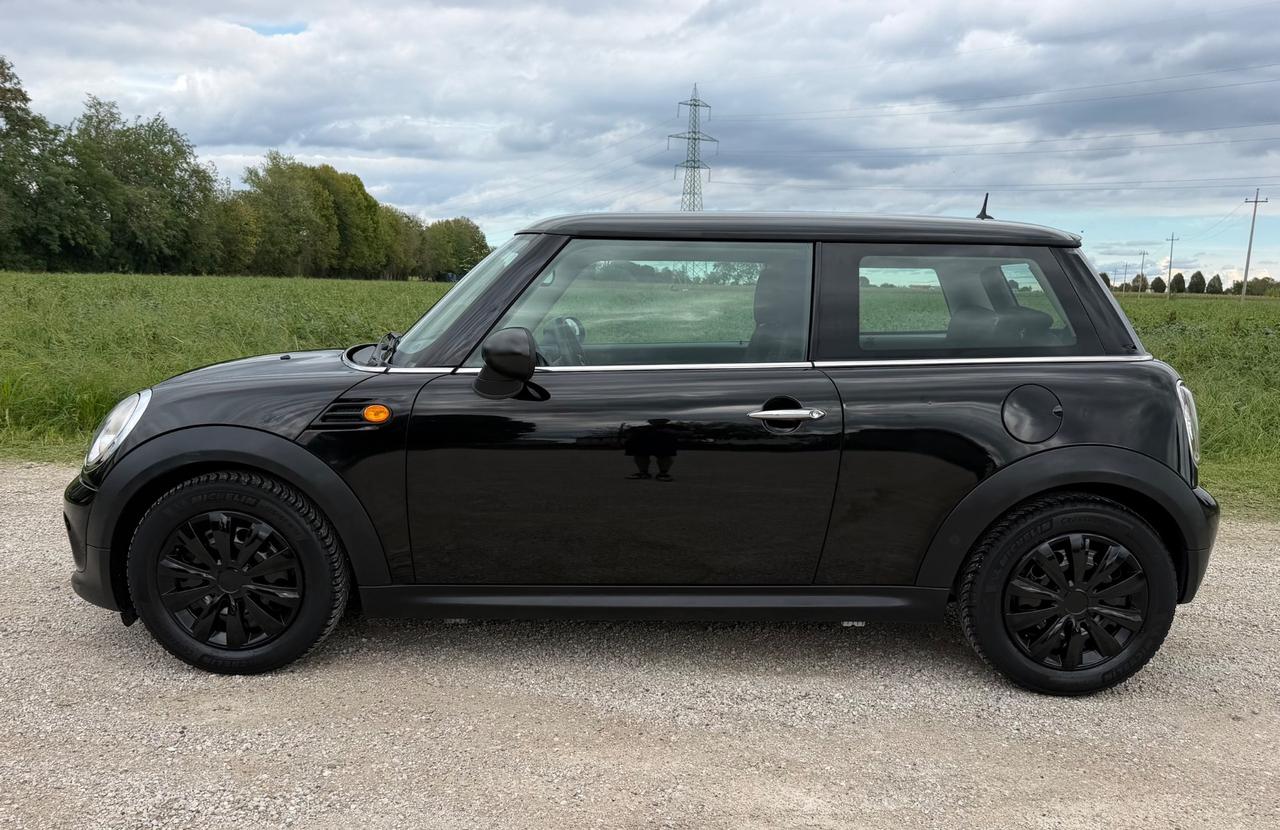 MINI COOPER ONE 1.6 BENZINA NEOPATENTATi R56