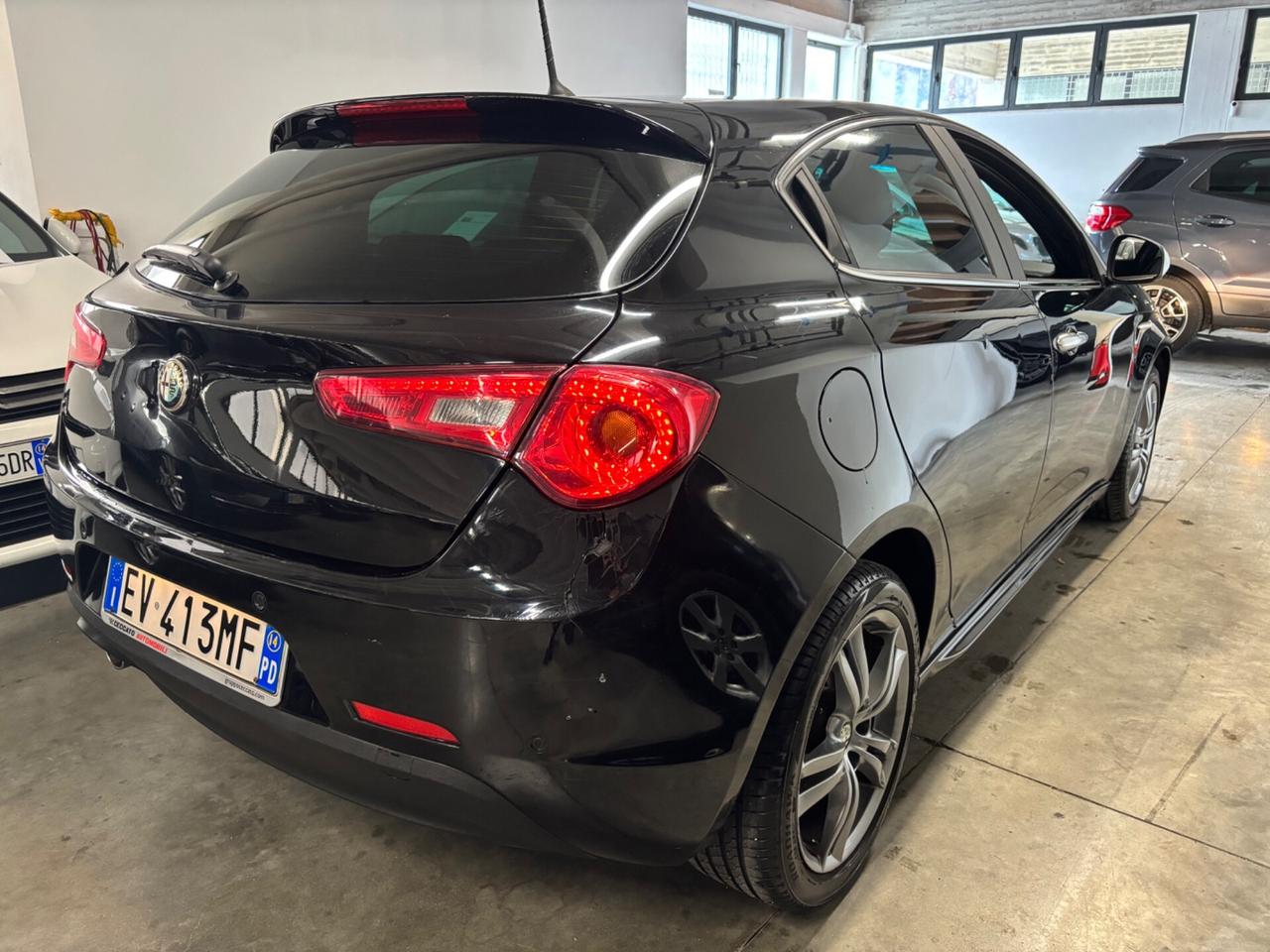 Alfa Romeo Giulietta 1.6 JTDm-2 OK NEOPATENTATI
