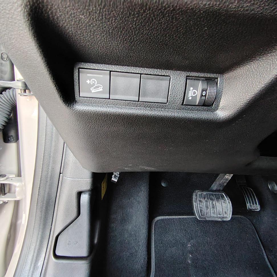 Jeep Avenger full-electric Summit fwd 156cv auto