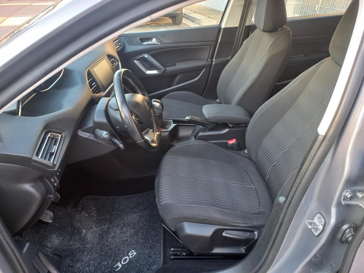 Peugeot 308 BlueHDi 100 S&S SW Business