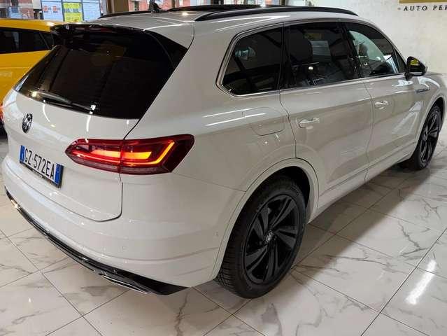 Volkswagen Touareg R-line+Tetto+Pelle+4sterzanti