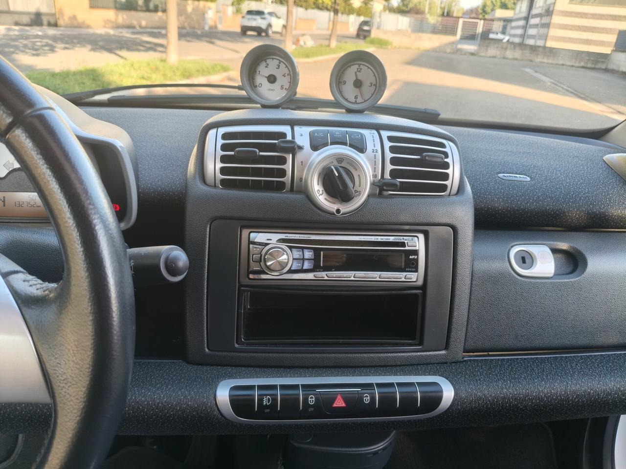 Smart ForTwo 800 cdi SOLO 132.000 KM