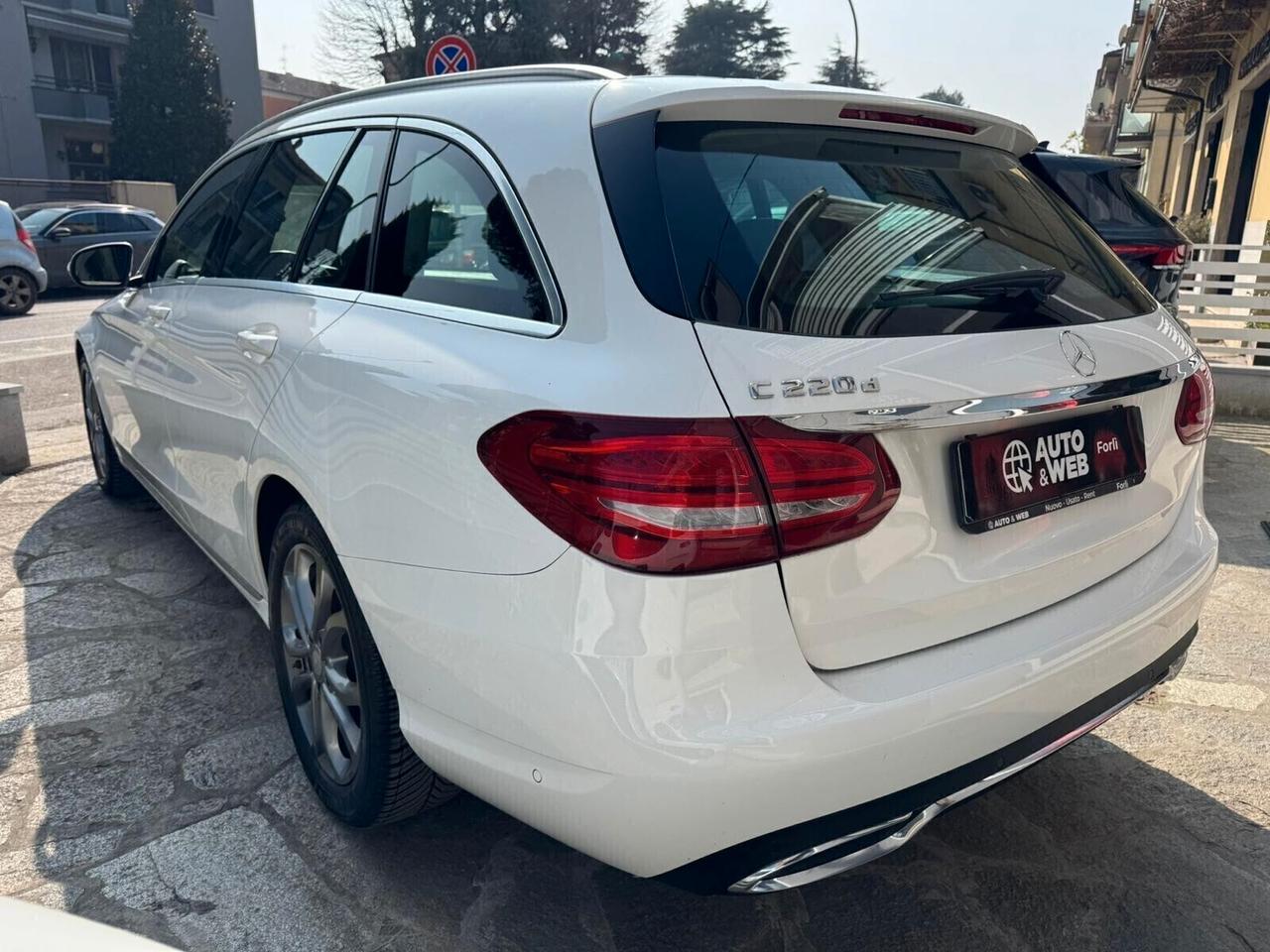 MERCEDES C 220 D S.W. AUTO SPORT