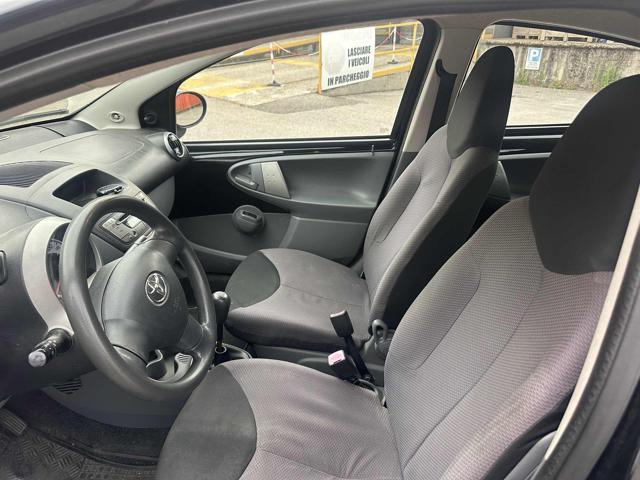TOYOTA Aygo Stupenda Bellissima 1.0 12V VVT-i 5P Sol