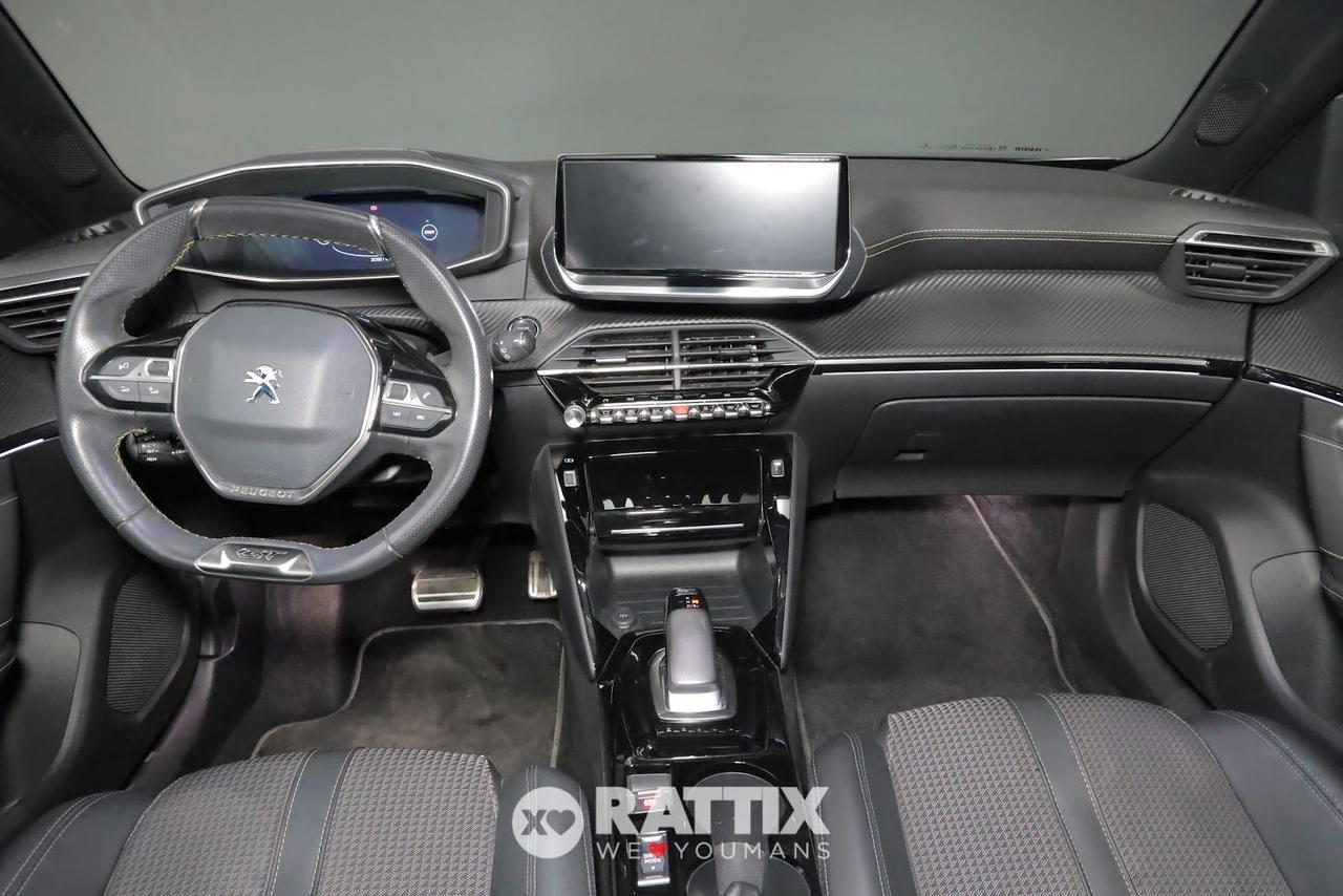 Peugeot e-2008 motore elettrico 100kW GT