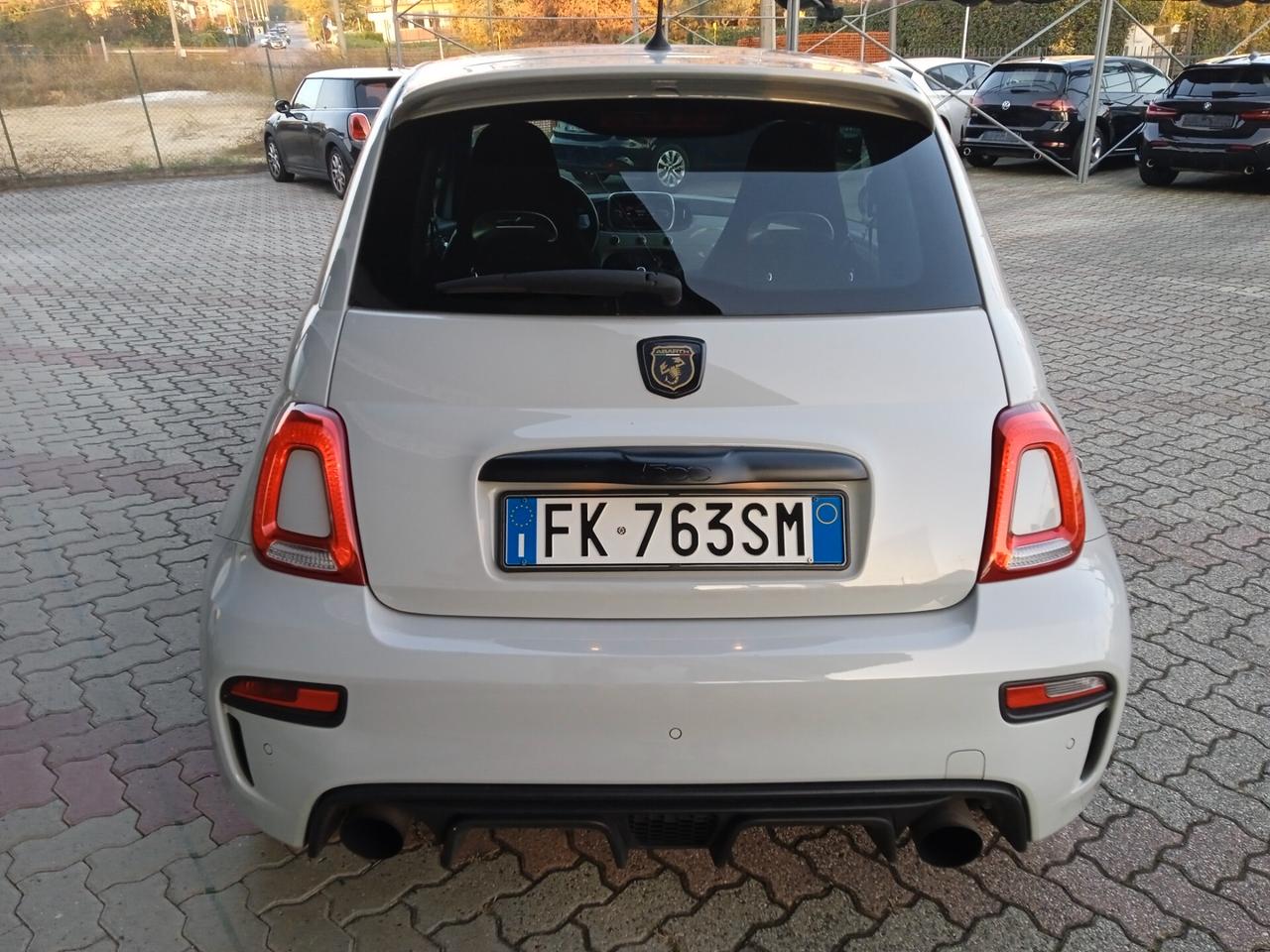 Abarth 595 17" GRIGIO CAMPOVOLO SENS PARK GOMME INVERNALI SEMI NUOVE VETRI SCURI