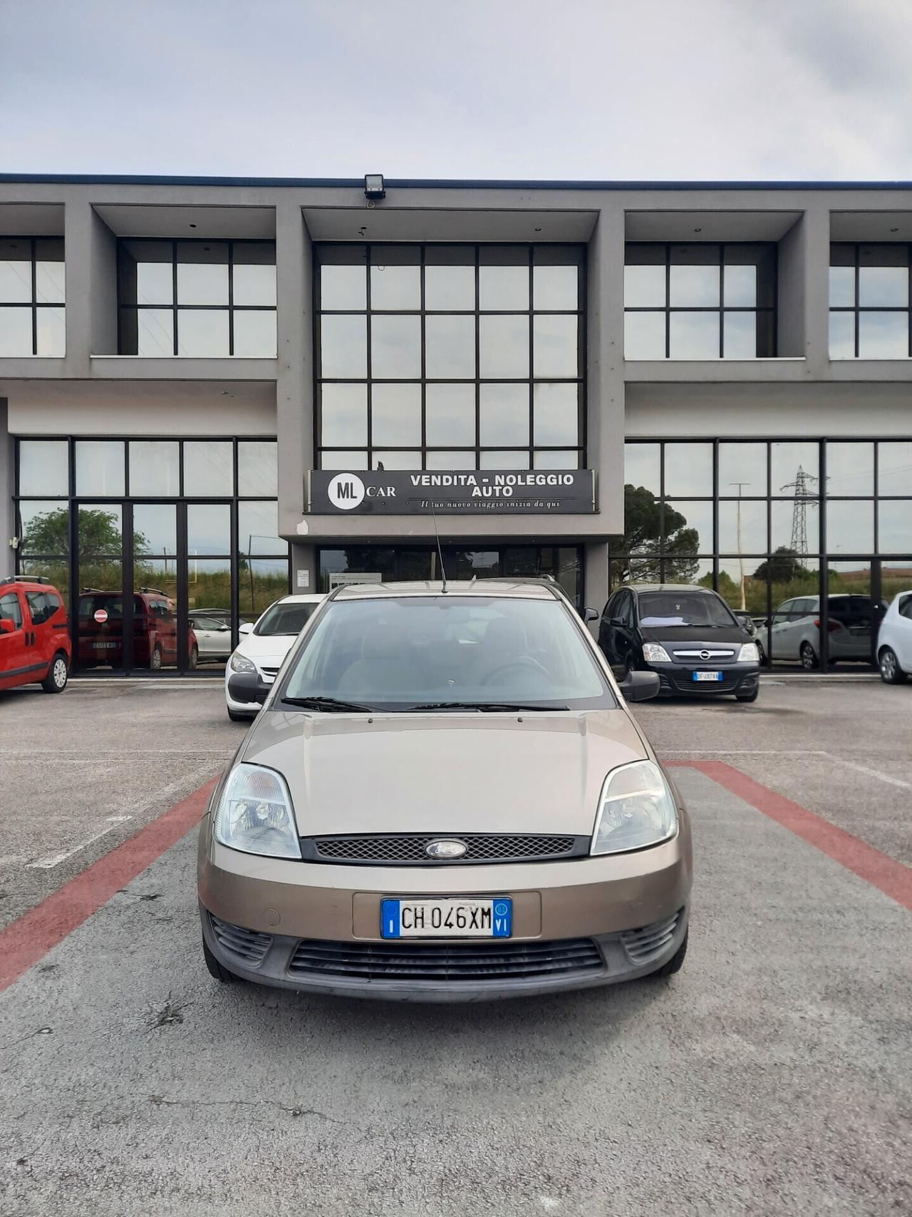 Ford Fiesta 1.2 16V 5p. Ambiente OK NEOPATENTATI