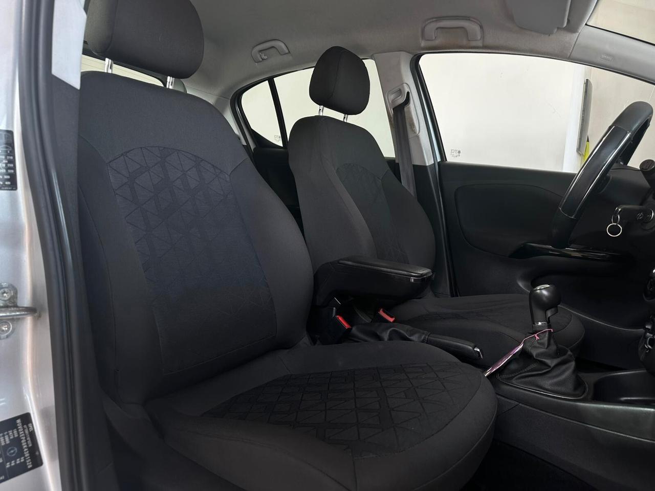 Opel Corsa 1.4 90CV GPL Tech 5 porte 120 Anniversary