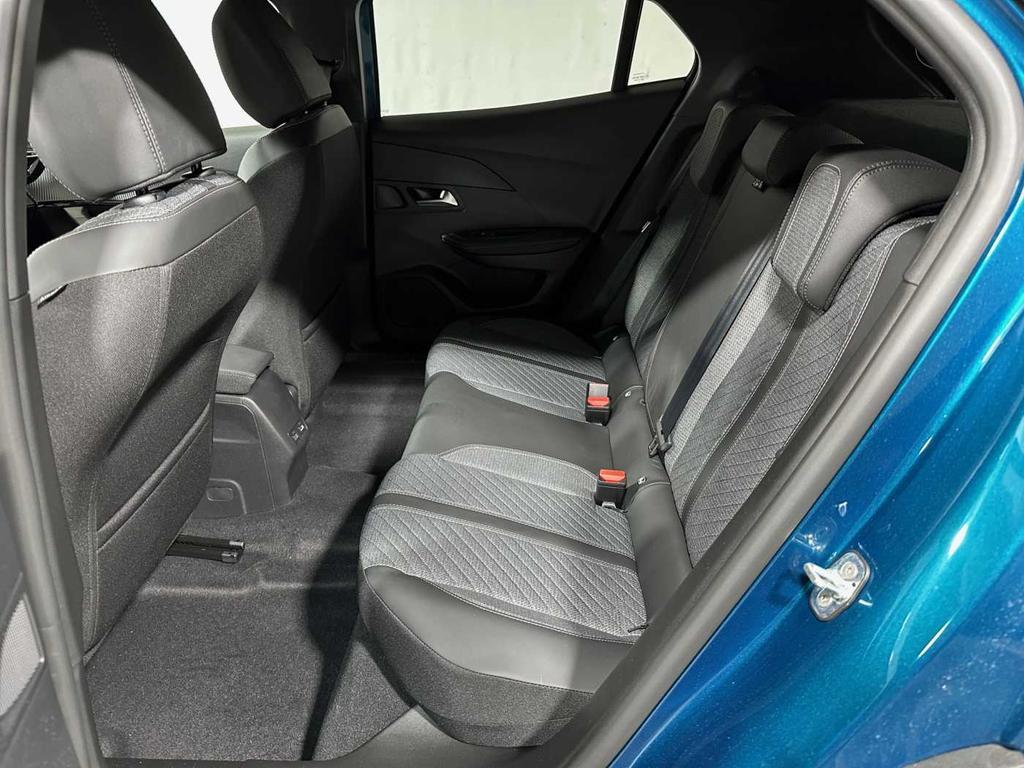 Peugeot 2008 1.2 puretech Allure s&s 100cv