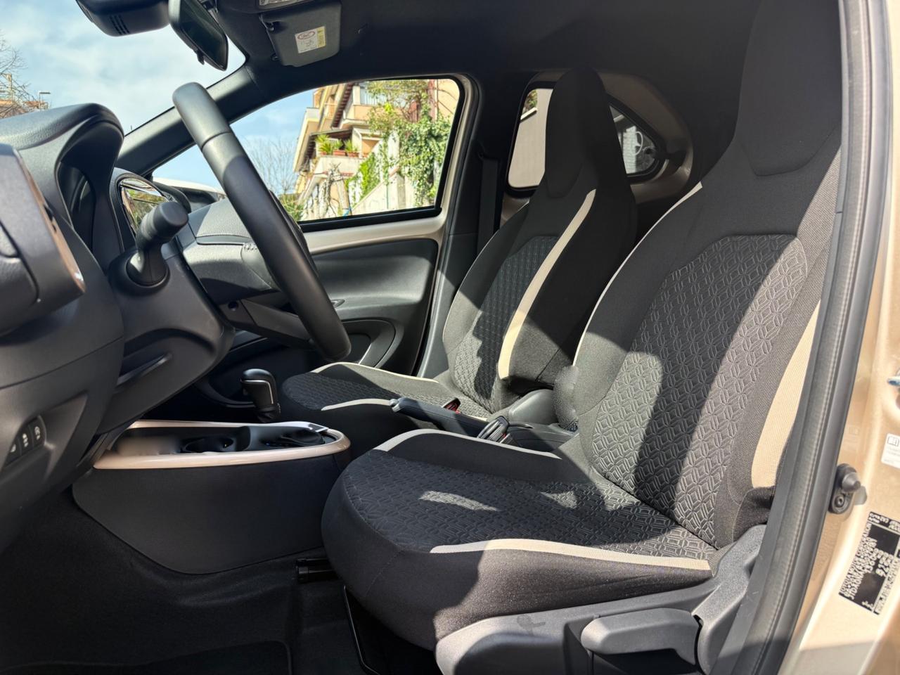 Toyota Aygo X 1.0 VVT-i 72 CV 5 porte Trend PRONTA CONSEGNA