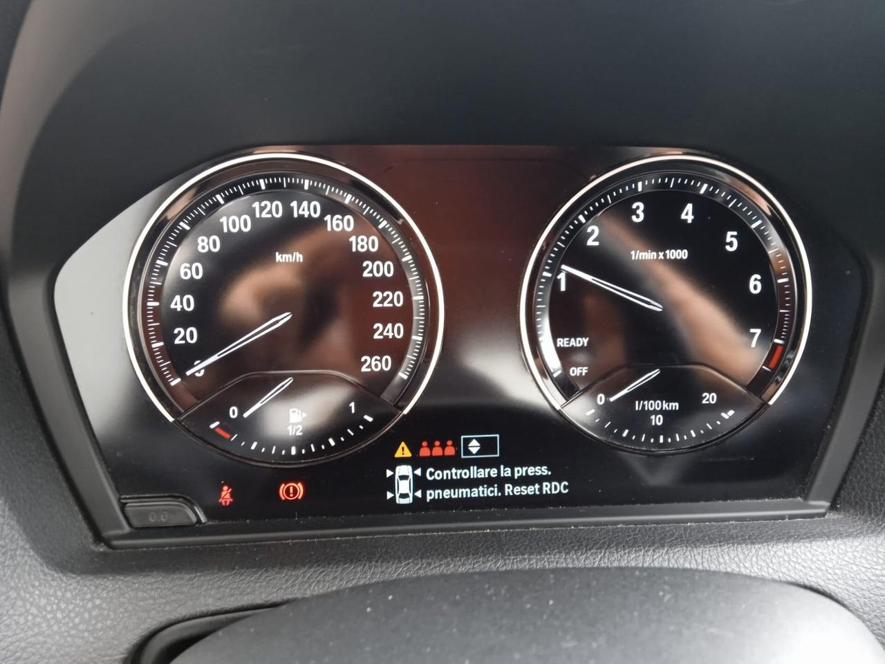 Bmw 118 M SPORT PACK SHADOW 18" SENS PARK DOPPI SEDILI RISCALDATI CRUISE CONTROL NAVY IN ARRIVO OPZIONABILE