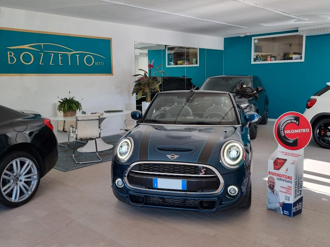 Mini Cooper S Cabrio 2.0cc 192cv Sidewalk automatica