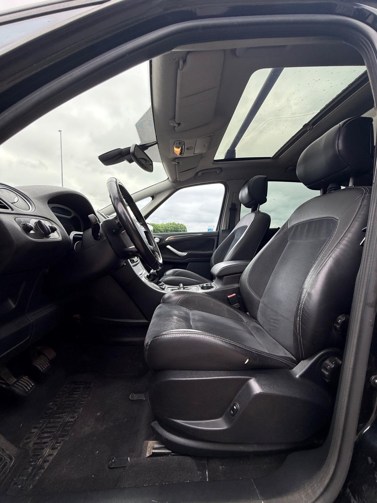 Ford S-Max 2.5 220CV Titanium