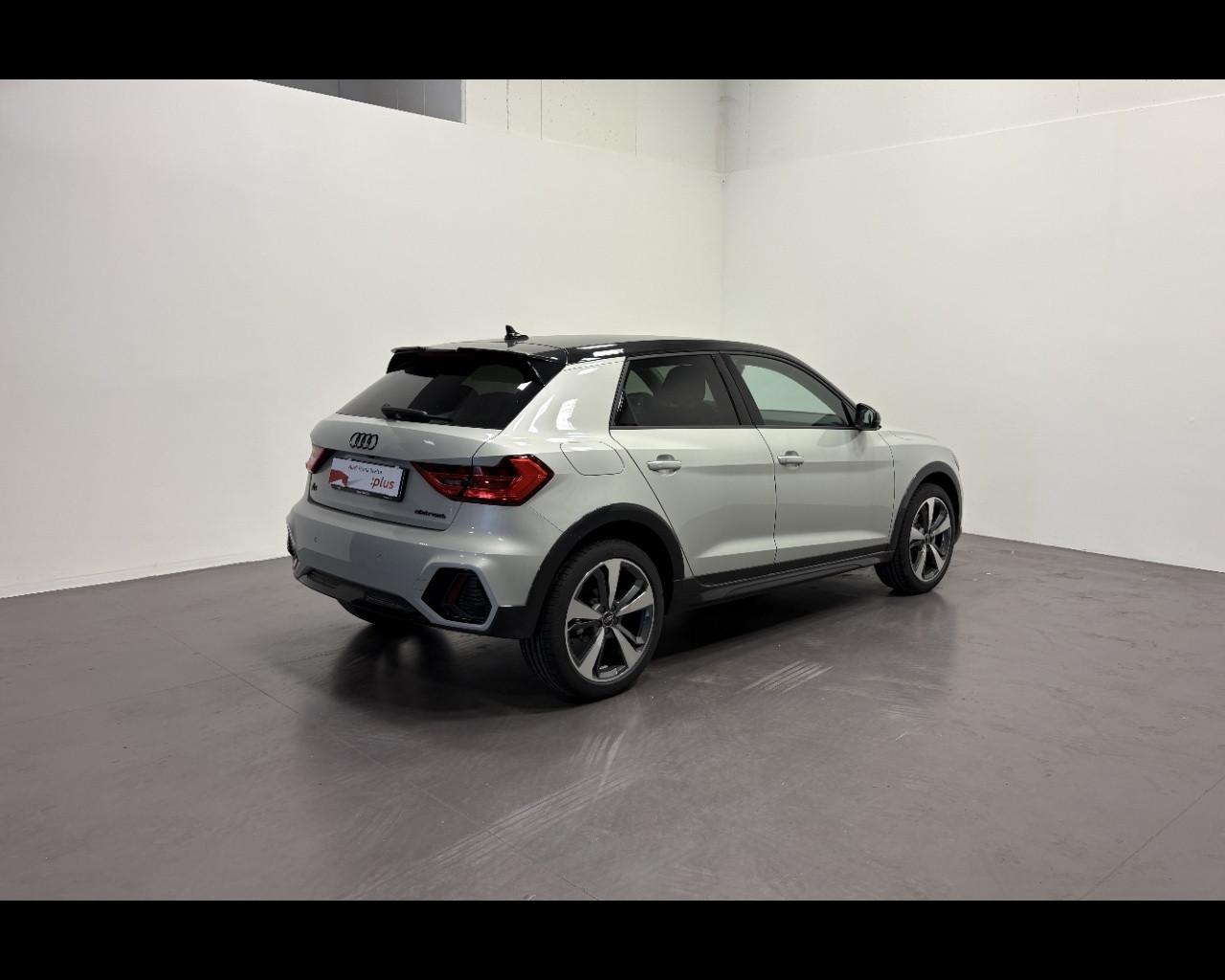 AUDI A1 ALLSTREET 30 TFSI S-TRONIC IDENTITY CONTRAST