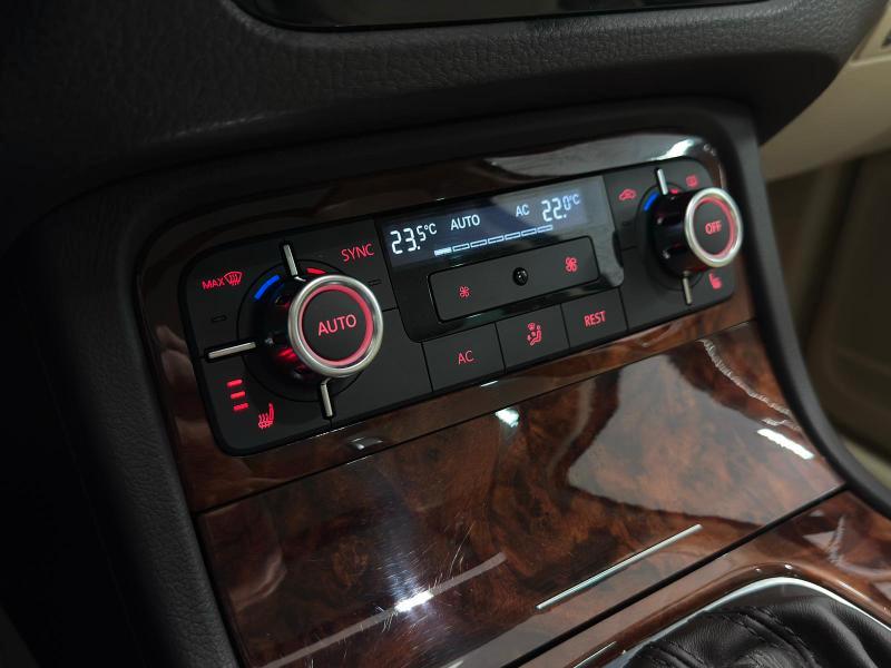 Volkswagen Touareg 3.0 V6 tdi Executive 245cv tiptronic