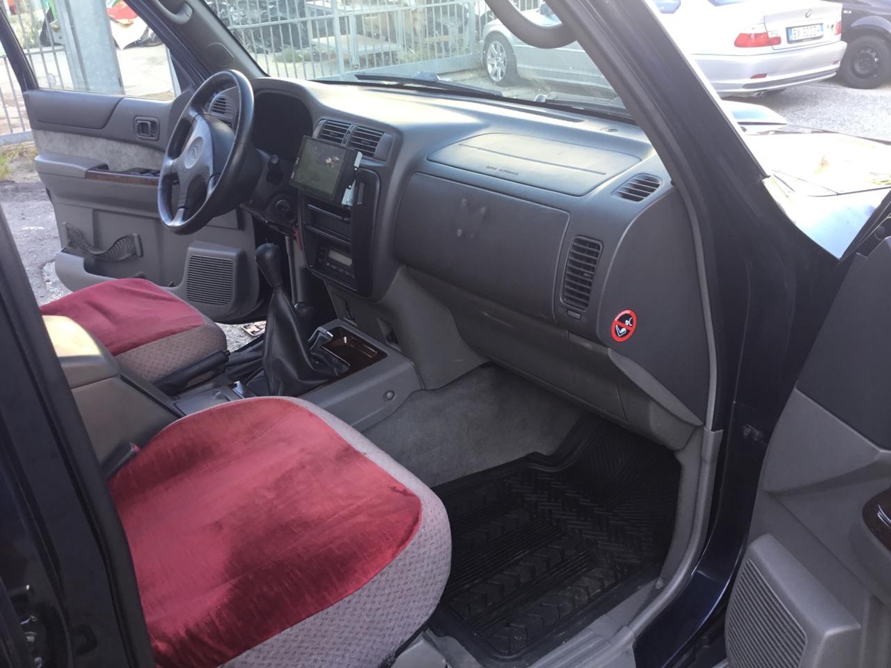 Nissan Patrol GR 3.0 TD passo lungo pik up cassone ribaltabile