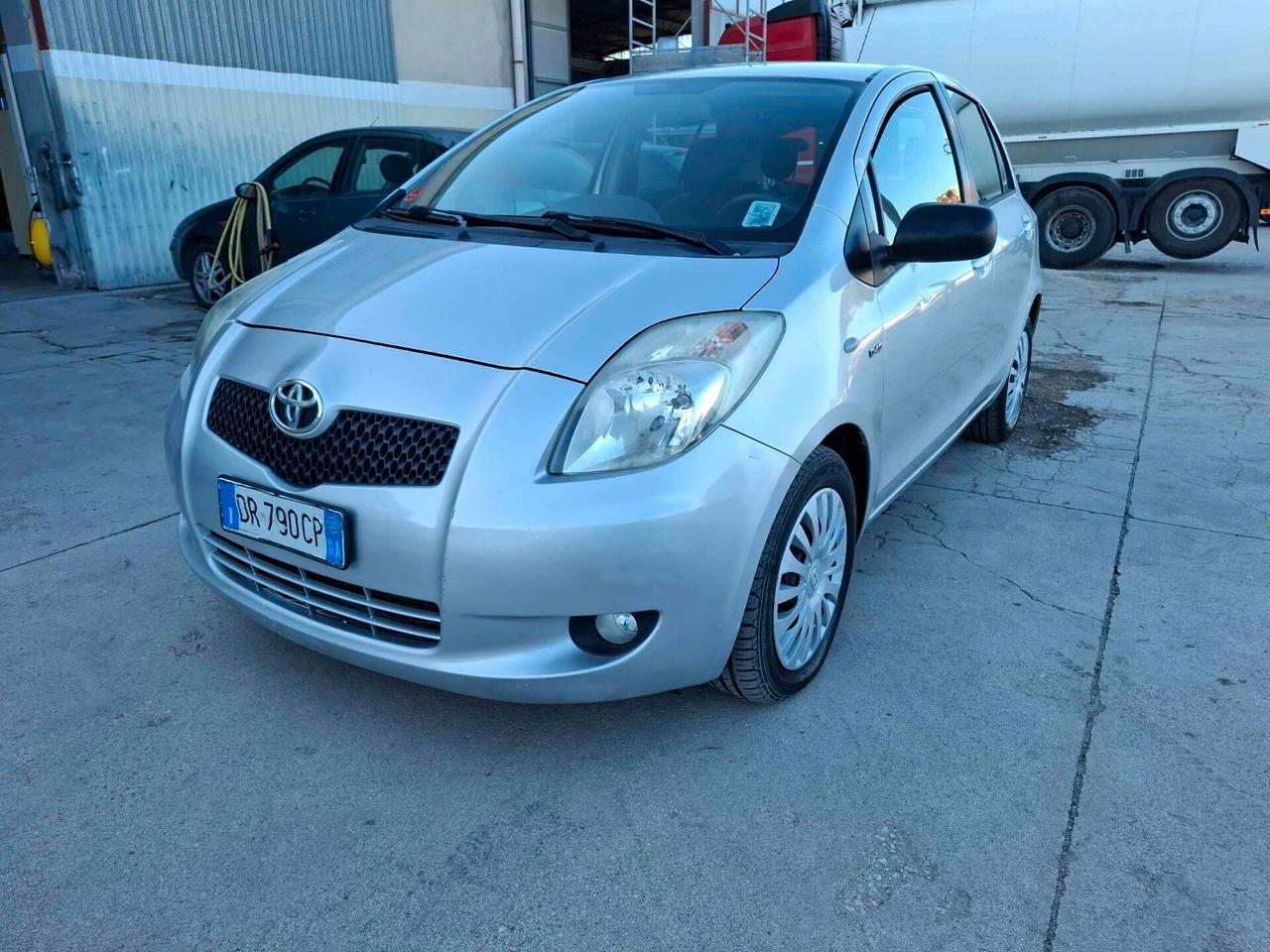 Toyota Yaris 1.4 DIESEL - 2008 5 PORTE