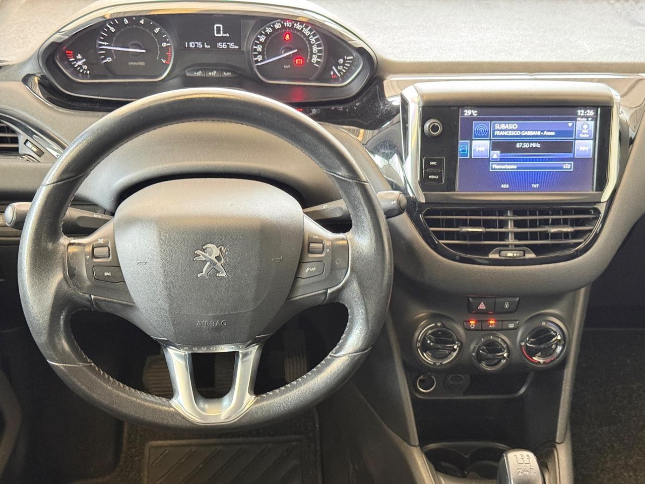 Peugeot 208 PureTech 82 5 porte Allure