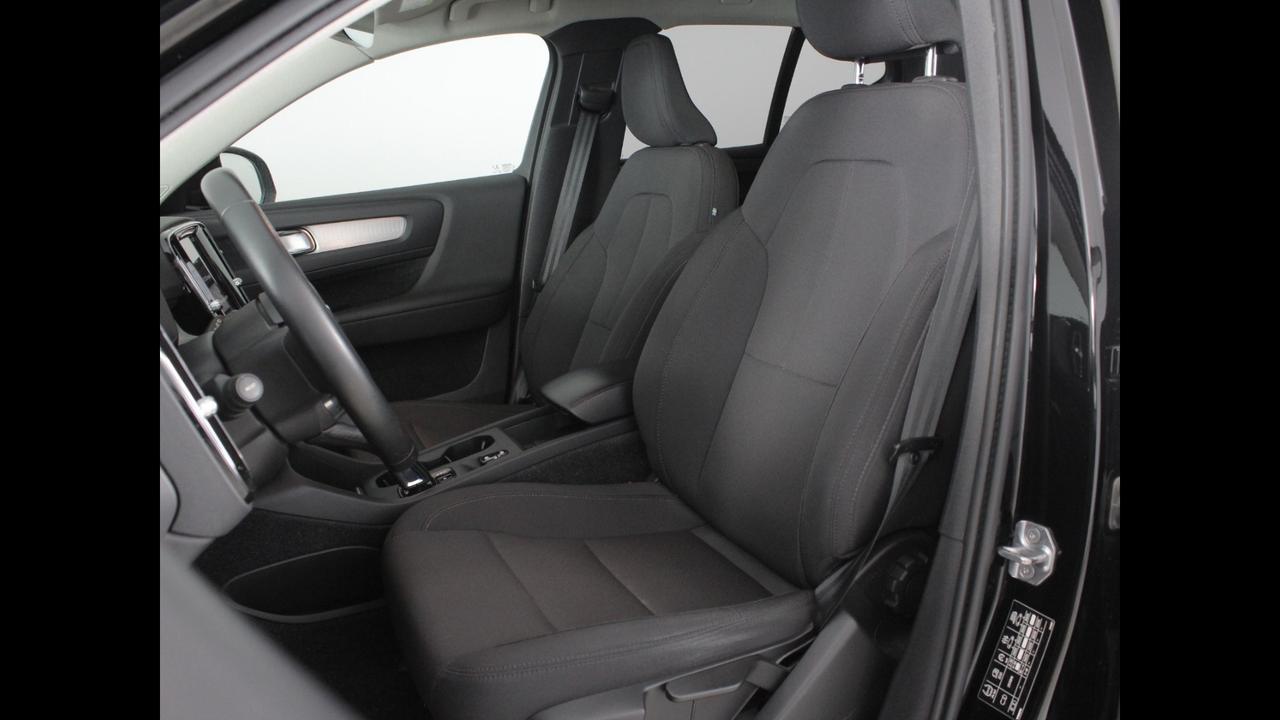 VOLVO XC40 - XC40 1.5 t5 phev Inscription Expression auto my21