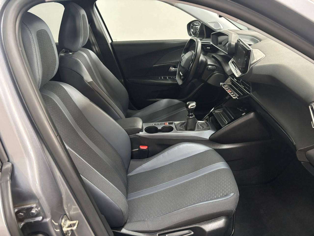 Peugeot 2008 BlueHDi 100 S&S Allure Navi Pack