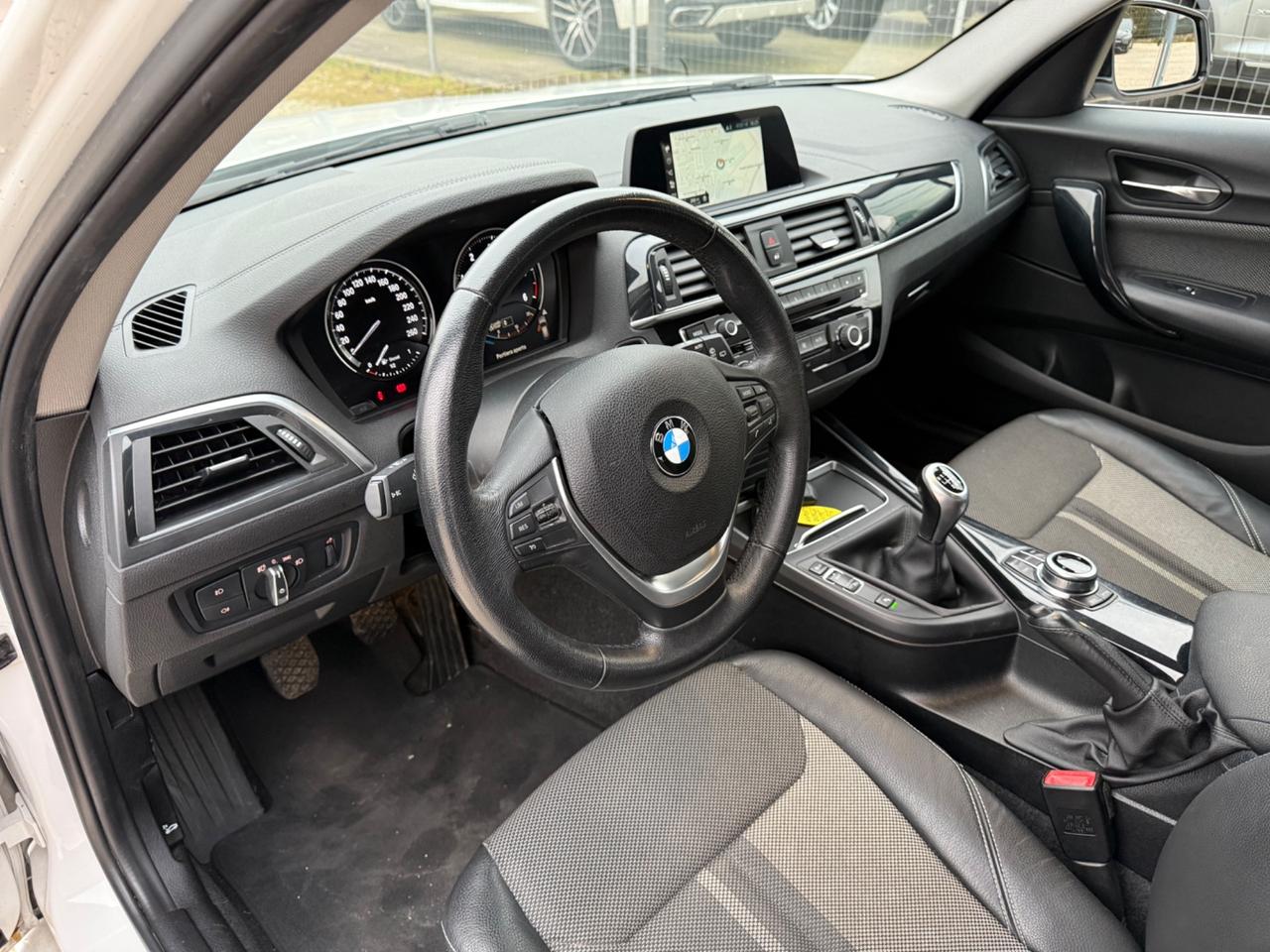 Bmw 116 116d 5p. Sport Navi Led ok Neopatentati