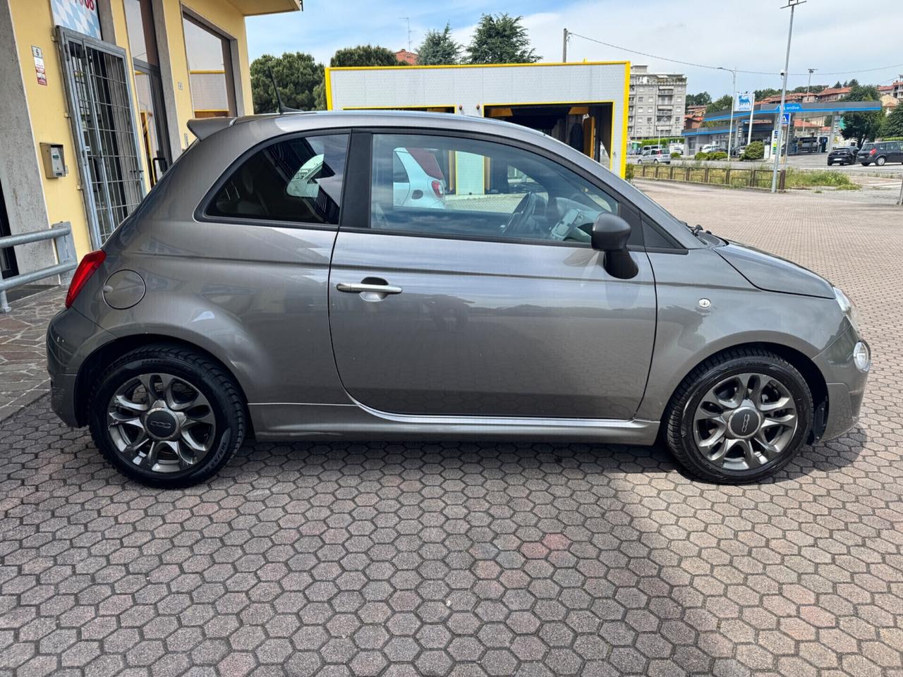 Fiat 500 Hybrid Connect Unico proprietario 12 mesi di garanzia