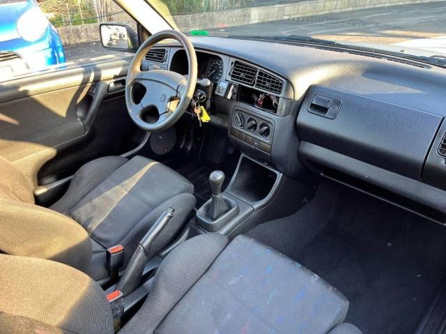 Volkswagen Golf 1.9 tdi GT Special 3p