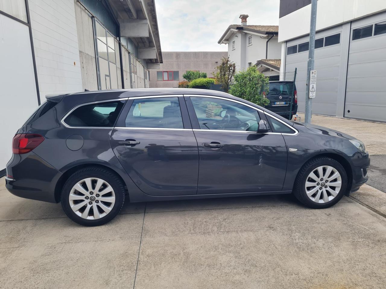 Opel Astra 1.7 CDTI 110CV Sports Tourer Elective