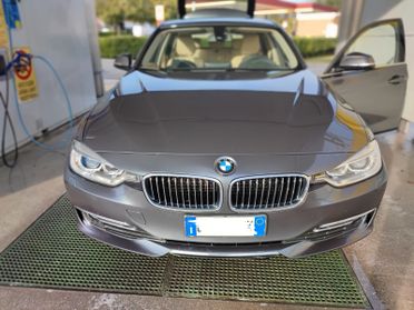 Bmw 320 320d Touring Luxury aut. 185 cv