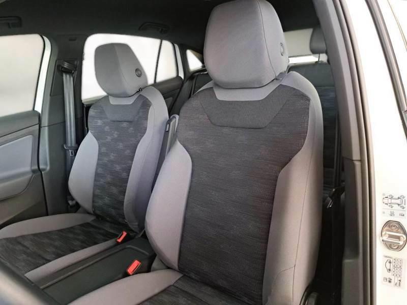 VOLKSWAGEN ID.5 Pro Performance