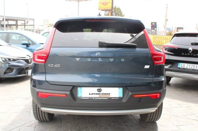 Volvo XC40 1.5 t4 phev Inscription automatica con CarPlay