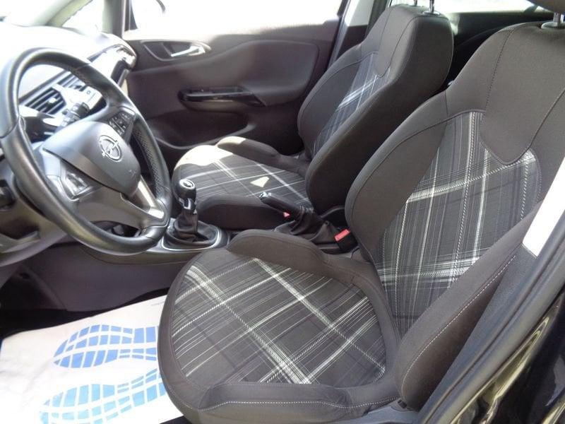 Opel Corsa Corsa 5p 1.2 b-Color