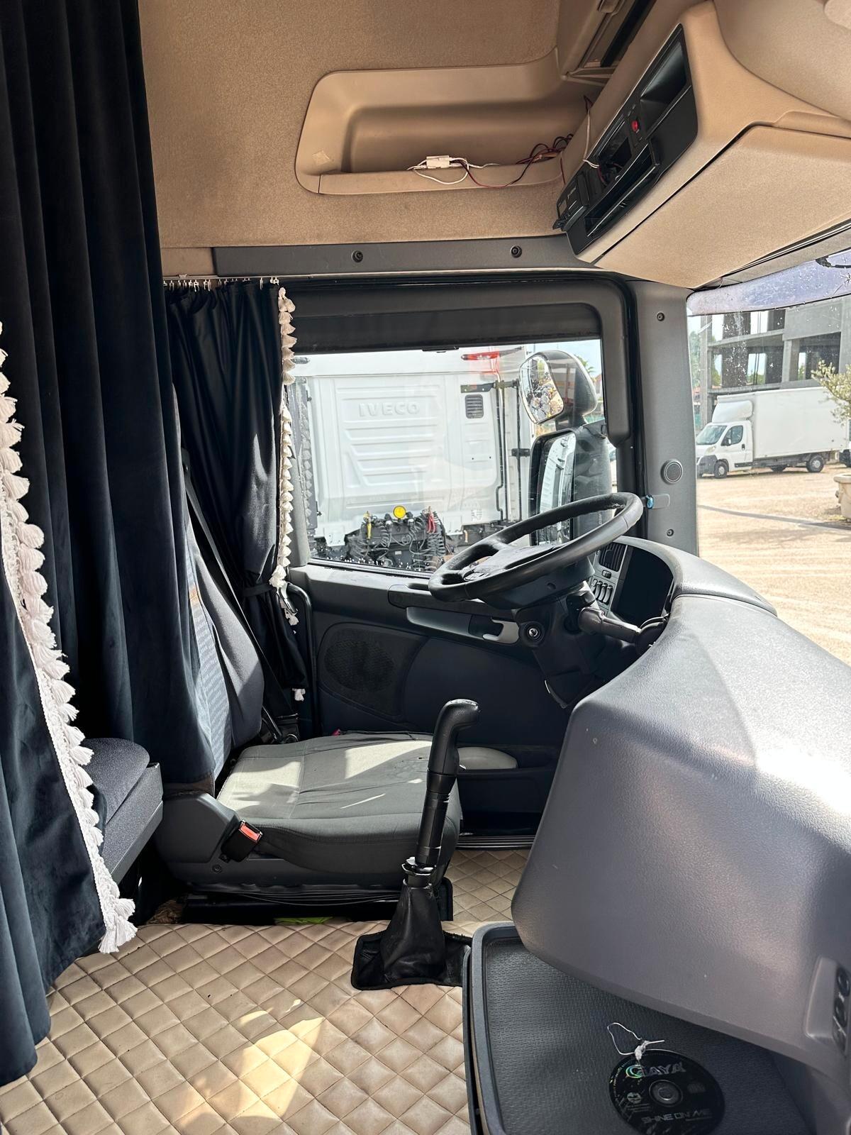 SCANIA R480