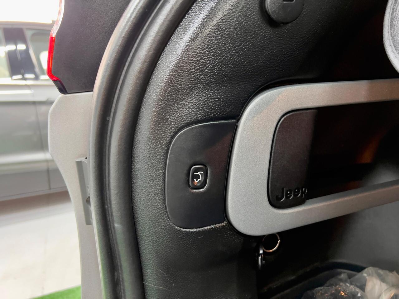 Jeep Cherokee 2.0 Mjt II Limited Strafull Optional
