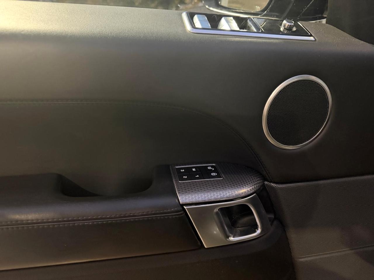 Land Rover Range Sport 3.0 TDV6 HSE