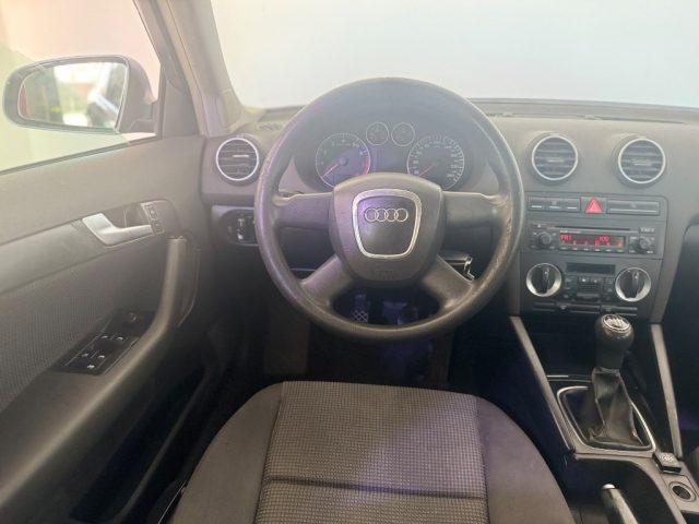 AUDI A3 1.6 16V FSI Ambition