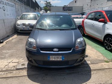 Ford Fiesta 1.4 16V 5p. Ghia