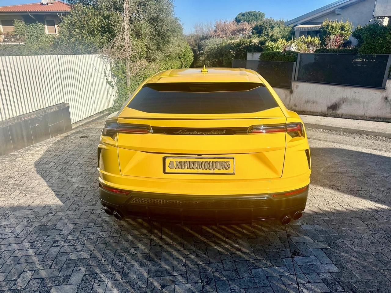 Lamborghini Urus 4.0 Graphite Capsule