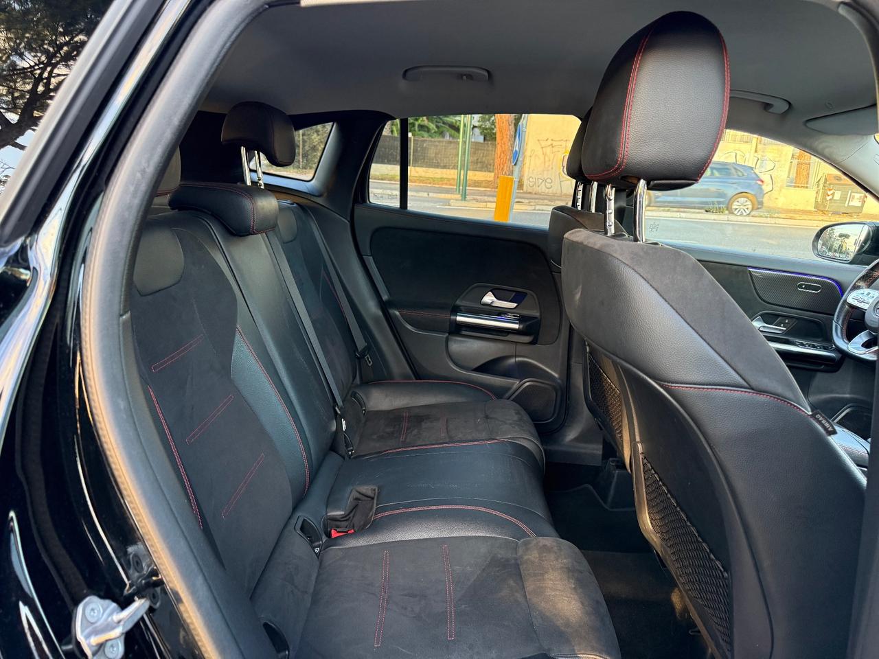 Mercedes-benz GLA 200 d Automatic Premium Amg Pack Night