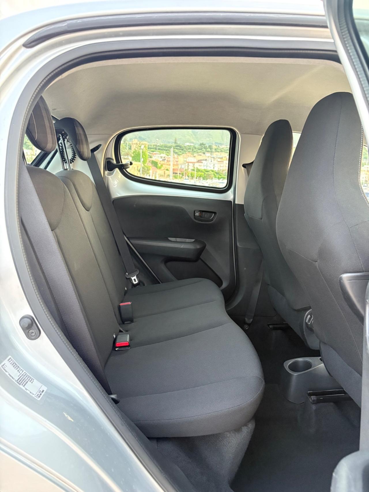 Peugeot 108 VTi 72 5 porte Allure