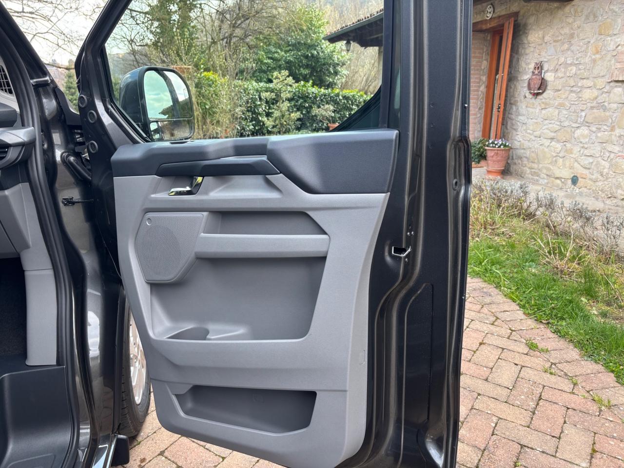 Ford Transit Custom doppia cabina 6 Posti titanum 320 L2H1 PRONTA CONSEGNA