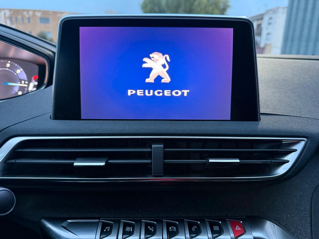 Peugeot 3008 BlueHDi 120 S&S EAT6 Allure