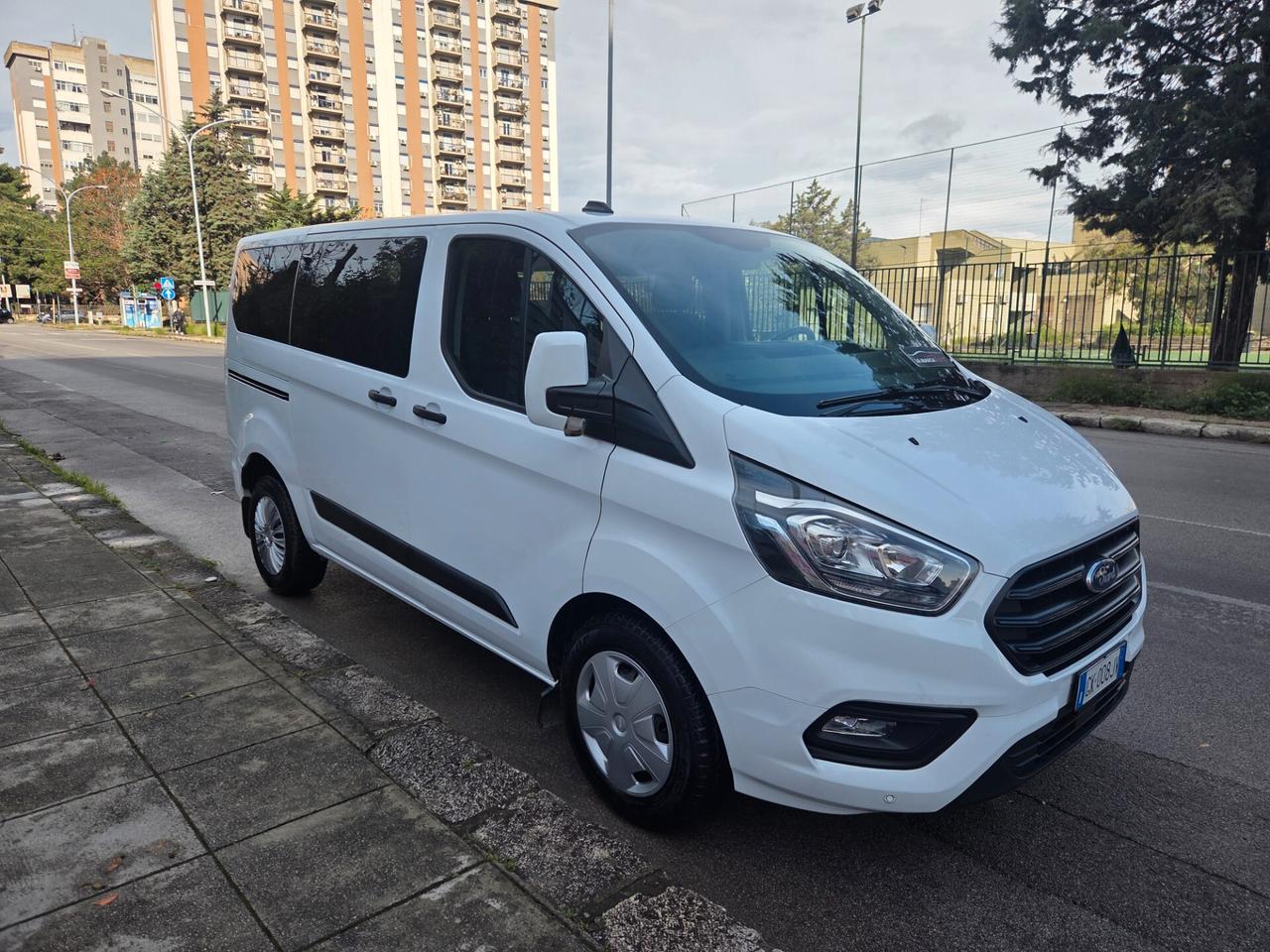 Ford Transit Custom 300 2.0 EcoBlue 130 PC Furgone Titanium