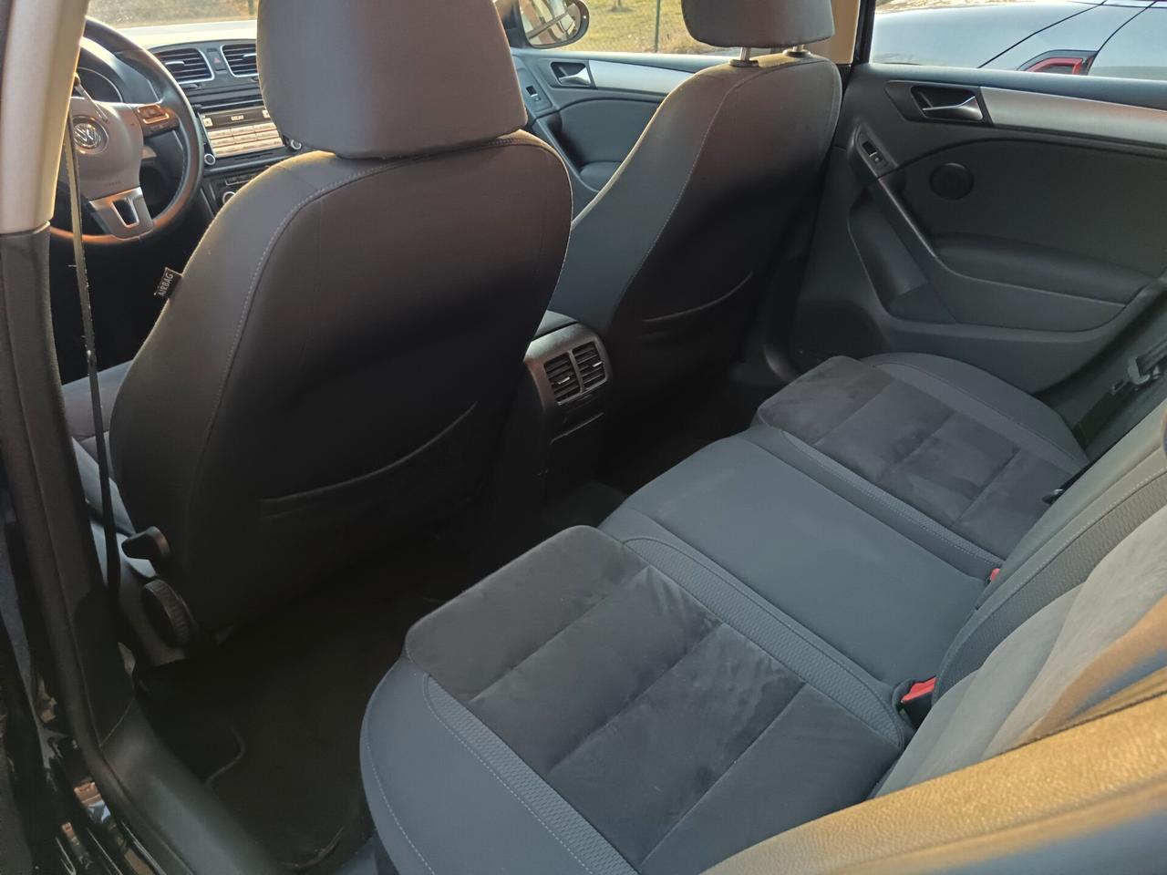 Volkswagen Golf 1.6 TDI 105CV NEOPATENTATI