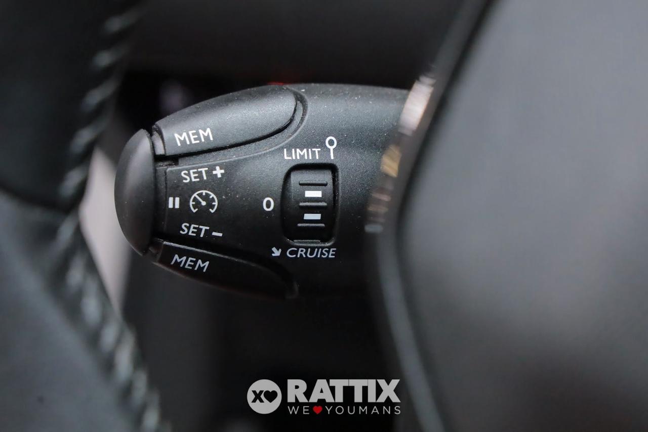 Peugeot 208 1.2 PureTech 100CV Allure Navi Pack